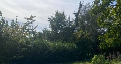 English-style villa in the Roero countryside