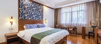 Wanning Hele Family Home Stay