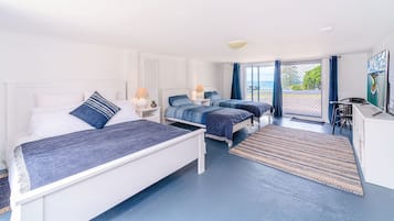 4 bedrooms, free WiFi, bed sheets