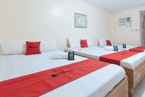 Reddoorz @ Goldland Spring Resort Urdaneta City