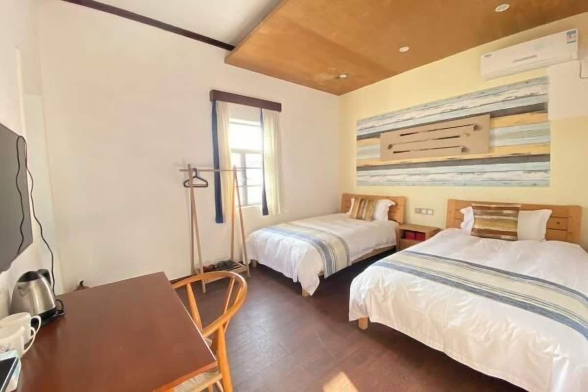 Cots/infant beds