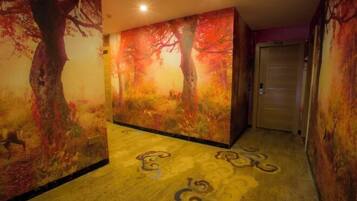 المنشأة من الداخل