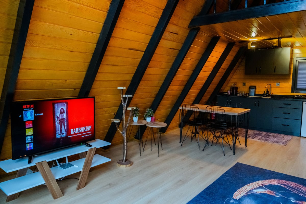 Deluxe Bungalow