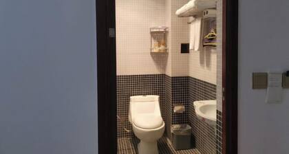 Chengdu Chongning Image Hotel