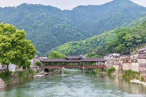 Unclassified image, 4 of 18, button - Huiyun Homestay, Yuli Ancient Town (Fuliang)