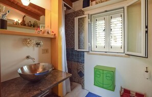 Shower - Beautiful home in Cinisi with WiFi (Cinisi)