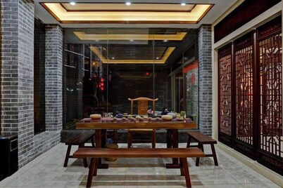 A Chen Cottage Hotel
