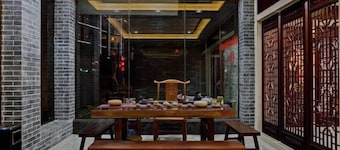 A Chen Cottage Hotel