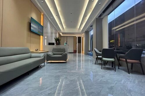 Ganzhou Yuekelong Holiday Hotel