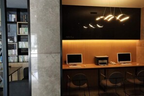 Business centre - Free Living Hotel (Daishan)