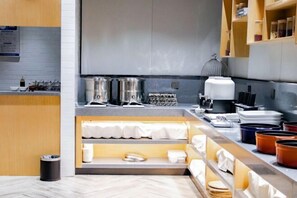 Restaurant - Free Living Hotel (Daishan)