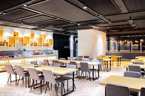 Restaurant - Free Living Hotel (Daishan)