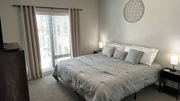 1 bedroom, desk, free WiFi, bed sheets
