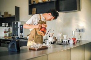 Coffee shop - Zhengzhou Ruolan Hotel (Zhengzhou Railway Station Yinji Plaza) (Zhengzhou)