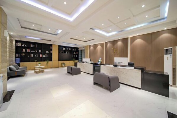 Lobby lounge - Zhengzhou Ruolan Hotel (Zhengzhou Railway Station Yinji Plaza) (Zhengzhou)