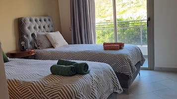 2 chambres, fer et planche Ă repasser, Wi-Fi, draps fournis