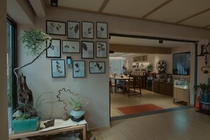 Exterior - Yunqi Chinese Inn (Dianchi Lake Haigeng Dam) (Kunming)