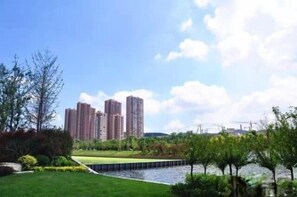 Property grounds - Riverside Hotel (Dalian)