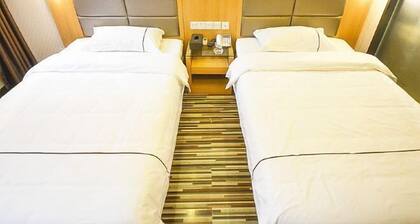 Kaiyue Hotel (Wuhan Vanke Emerald Binjiang)