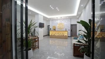 Lobby-Lounge