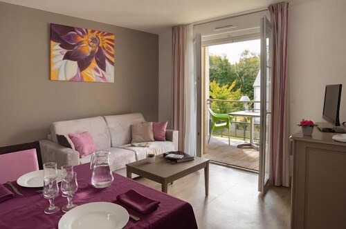 Studio + terrasse à 900m du centre ville