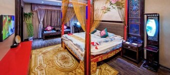 Biancheng Gushi Theme Culture Hotel