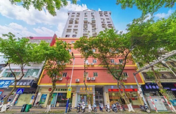 Exterior - Yunfu Junlin Hotel (Yunfu)