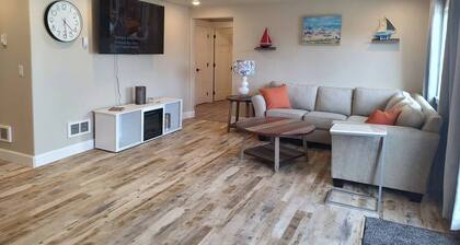 2 bdrm Walking distance to all