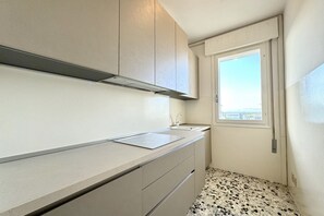 Mikrowelle, Geschirrspüler