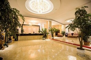 Lobby lounge - Qiubeijinghongdajiudian (Qiubei)