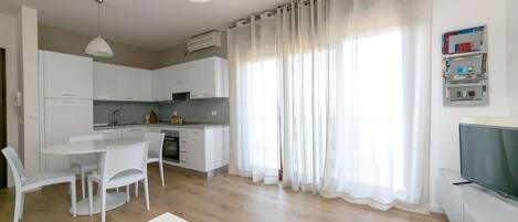 Ofen, Geschirrspüler