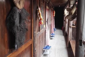 Unclassified image, 3 of 55, button - YongdengtuloYanglin Inn (Longyan)