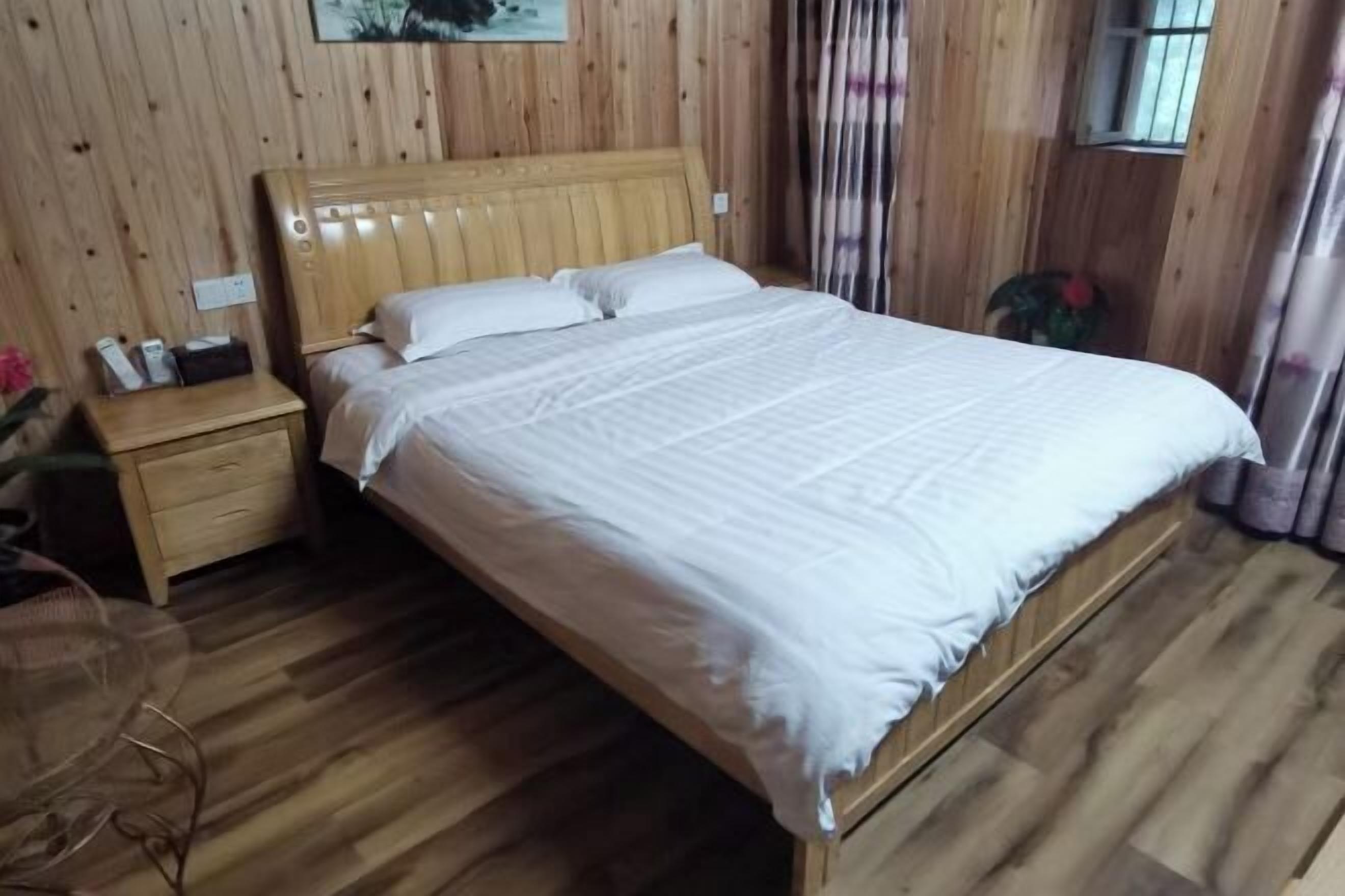 Room. YongdengtuloYanglin Inn