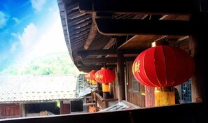 Property grounds - YongdengtuloYanglin Inn (Longyan)