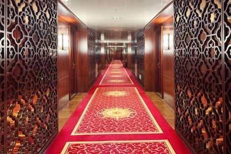 Interior. Guoli Holiday Hotel