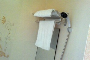 Bathroom - Xiamen Tingmei Apartment (Xiamen)