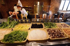 Dining - Baodi Spring Town (Fuxin County)