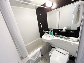 花灑/浴缸組合、風筒、提供毛巾、洗頭水