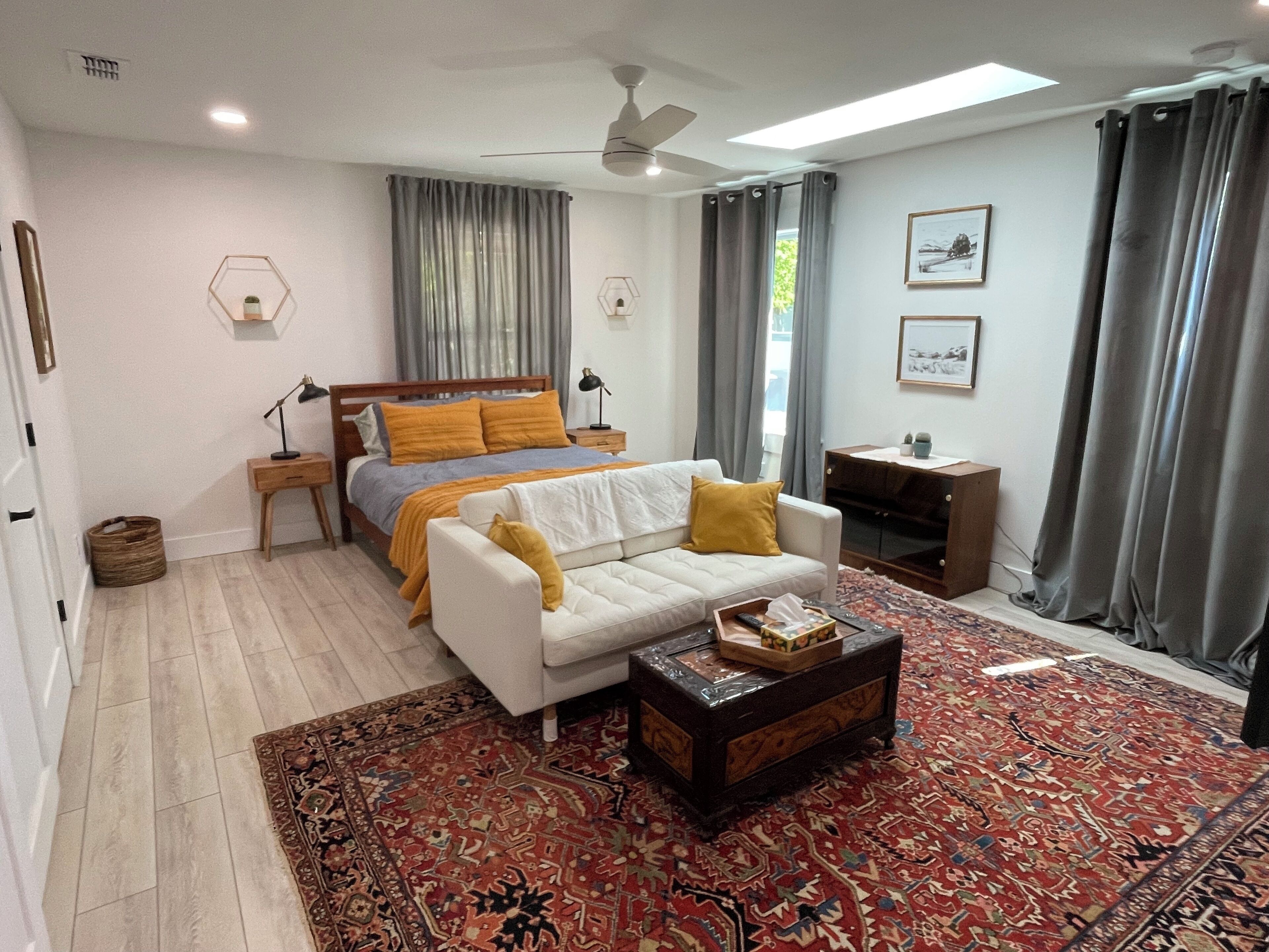 Beautiful Studio with Kitchenette close to Mayo Clinic JAX