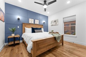 9 bedrooms, desk, iron/ironing board, free WiFi