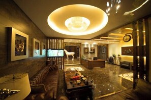 Lobby lounge - Chengli Chengwai Inn (Lijiang)