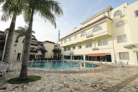 Piscina al aire libre. Shanhai Holiday Resort