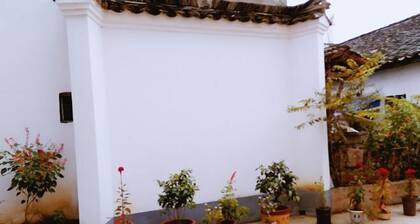 Jingxian Comfy Hotel