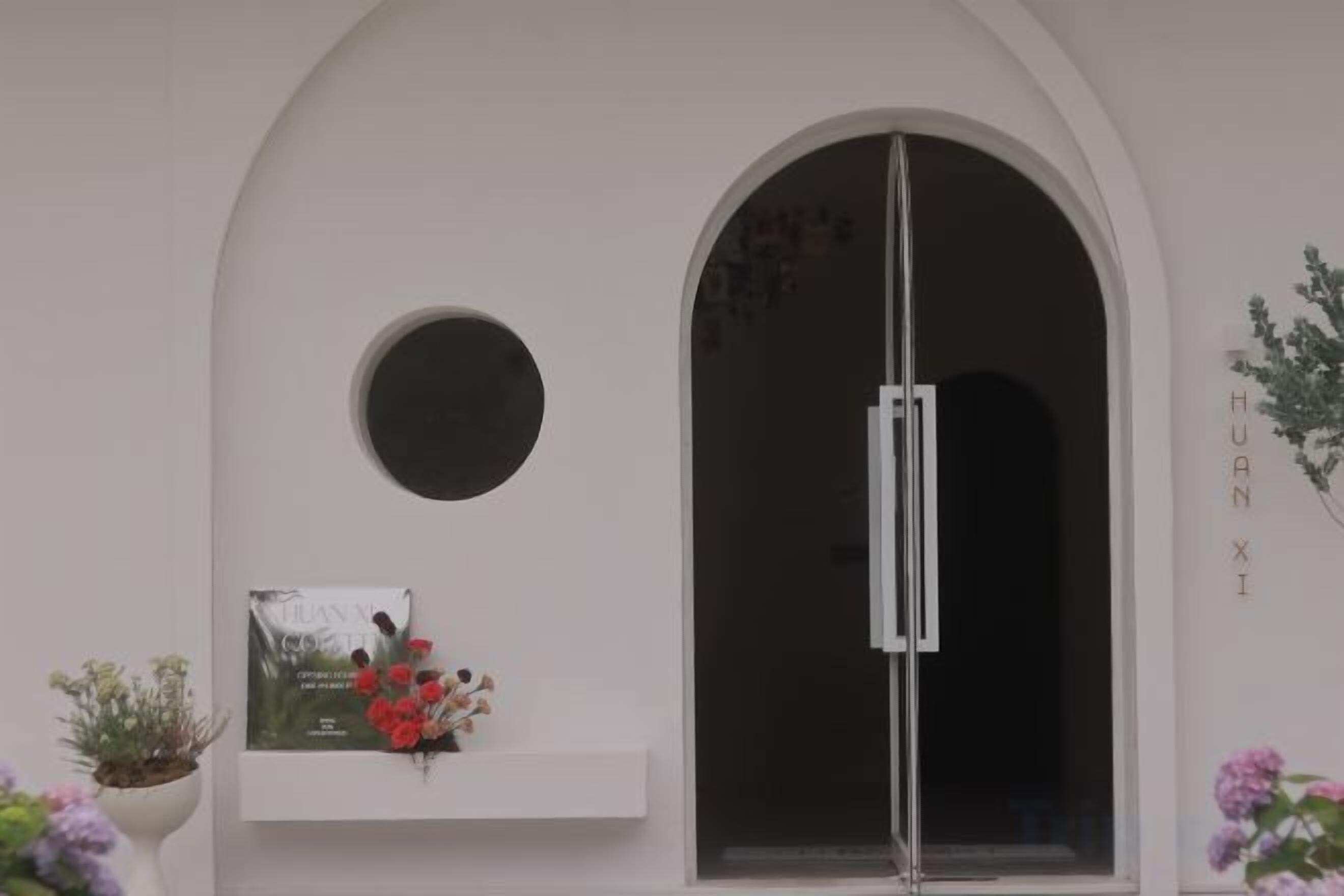 تفاصيل الفندق من الخارج