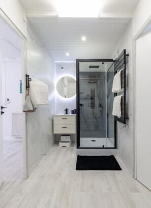 Hair dryer, towels