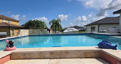 Casita Bella Beautiful Cottage IN Wonderful Cape Coral FL. Come Enjoy!