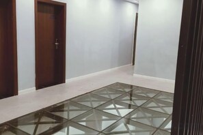 Unclassified image, 2 of 17, button - Lujiang Business and Trade City Hotel (Rongjiang)
