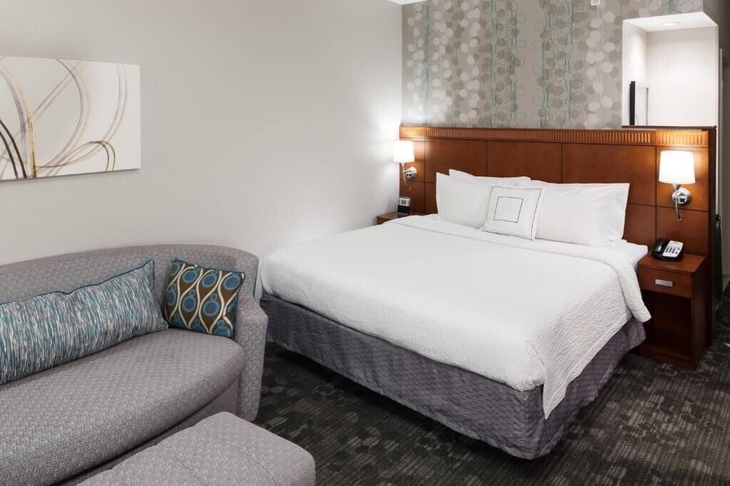 Guest Room Near Dolphin Mall MIA