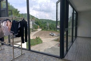 Bãi đậu xe tự phục vụ miễn phí 