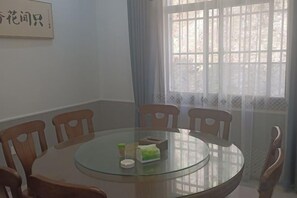 Unclassified image, 5 of 46, button - Tianzhushan Motu Station Homestay (Qianshan)